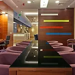 Hampton By Hilton Airport 3* Varšava