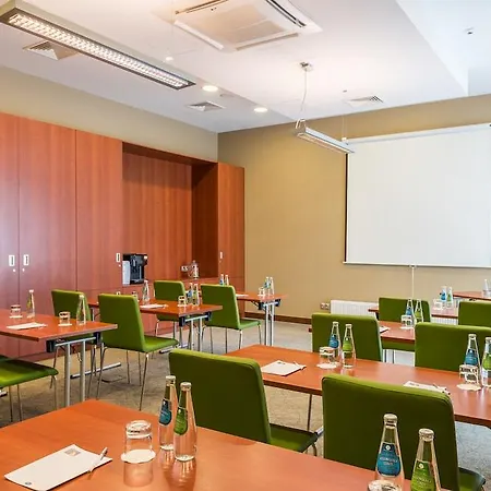 Hampton By Hilton Airport Hotel Warszawa