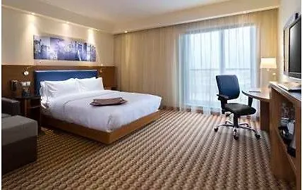 Hampton By Hilton Airport 3*