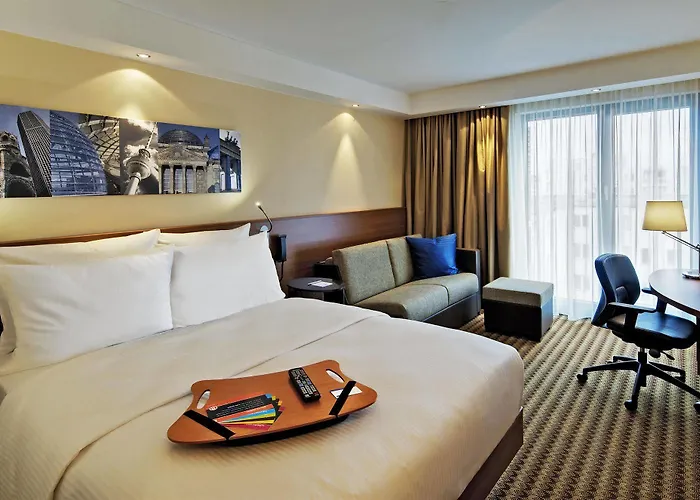 Hampton By Hilton Airport Hotel