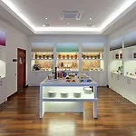 Hampton By Hilton Airport 3*