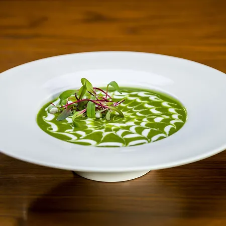 Hampton By Hilton Airport 3* Warschau