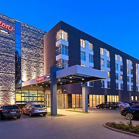 Hampton By Hilton Airport Hotel 3*