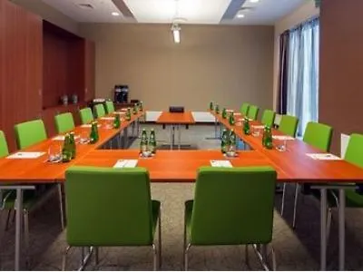 Hampton By Hilton Airport 3*