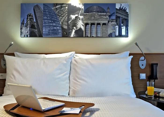 Hampton By Hilton Airport 3* Warsaw