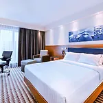 Hampton By Hilton Airport