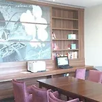 Hampton By Hilton Airport Hotel