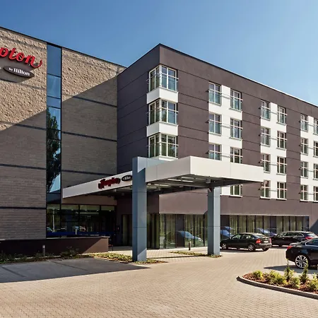 Hampton By Hilton Airport Отель 3*