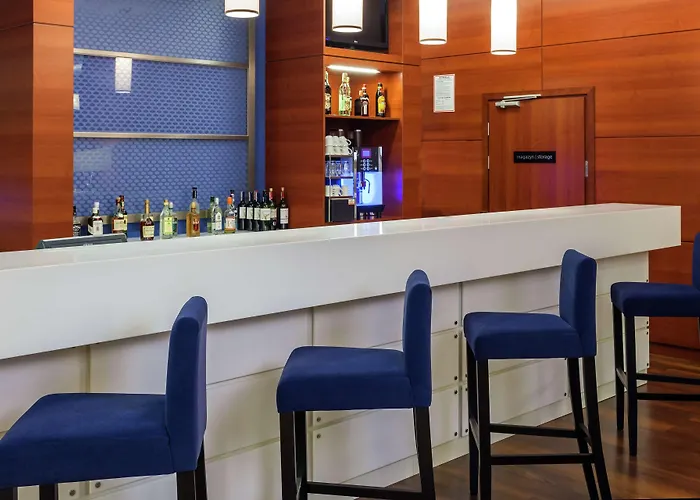 Hampton By Hilton Airport 3* Варшава